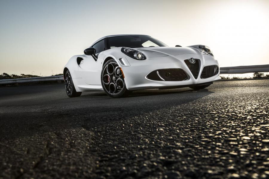  Alfa Romeo 4C Launch Edition (960) 2015 года  (NA) (фото 8 из 44)